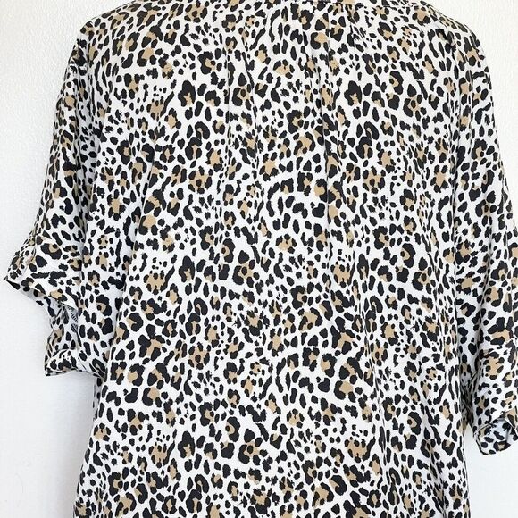 Gap Womens Blouse V Neckline Top Leopard Print Short Sleeve Plus Size XXL - Picture 6 of 12